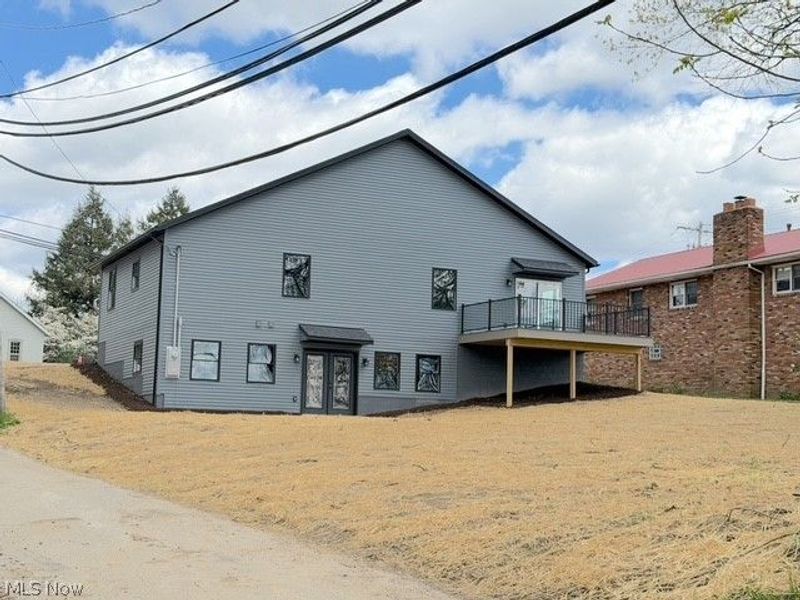 910 W Main Street, Sugarcreek, OH 44681 Photo 3