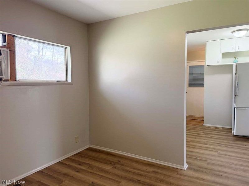 421 Linwood Drive, Alliance, OH 44601 Photo 10