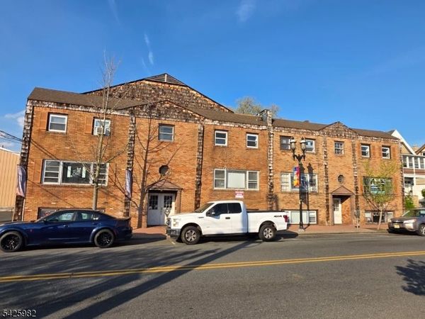 380 Somerset St, North Plainfield, NJ 07060