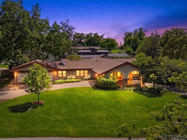 2222 E 45th Place , Tulsa, OK 74105