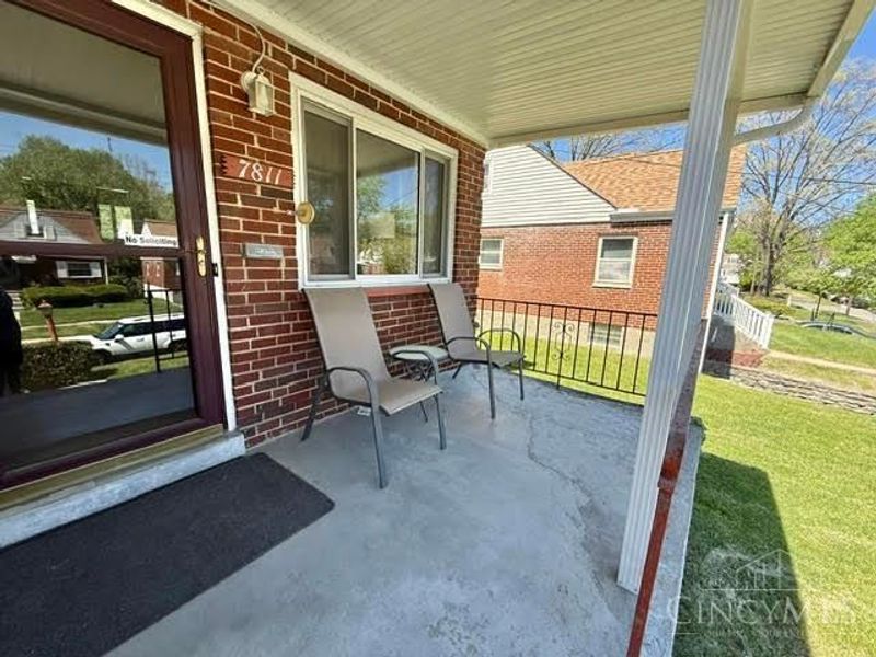 7811 Bitteroot Lane, Cincinnati, OH 45224 Photo 2