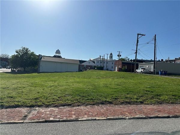 1130 Franklin Avenue, Lexington, MO 64067