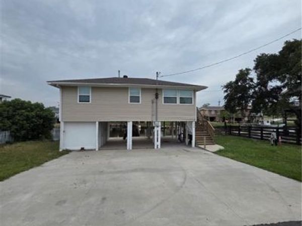 238 CLARA Drive , Slidell, LA 70458