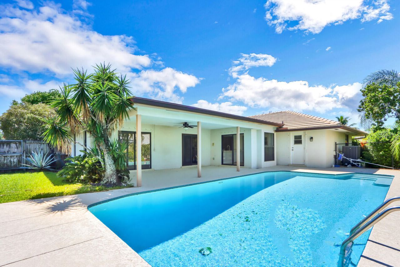 85 Hickory Hill Road, Jupiter, FL 33469 Photo