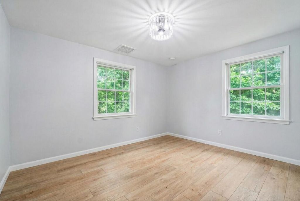 353 E Lakewood Road, West Palm Beach, FL 33405 Photo