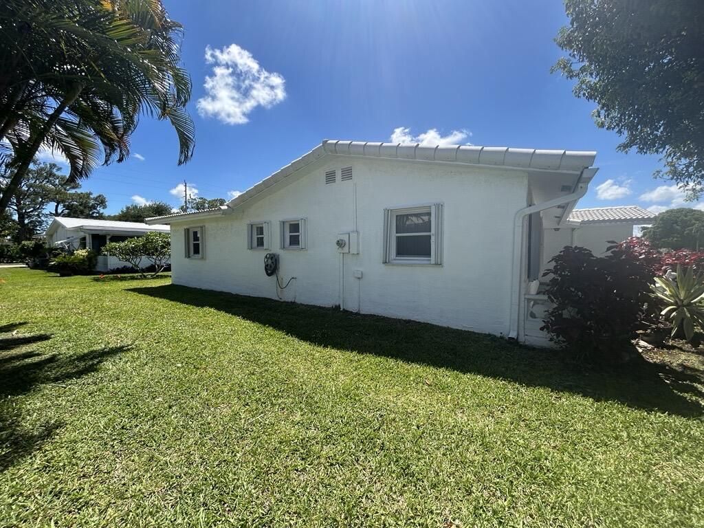 1902 SW 22nd Avenue, Boynton Beach, FL 33426 Photo