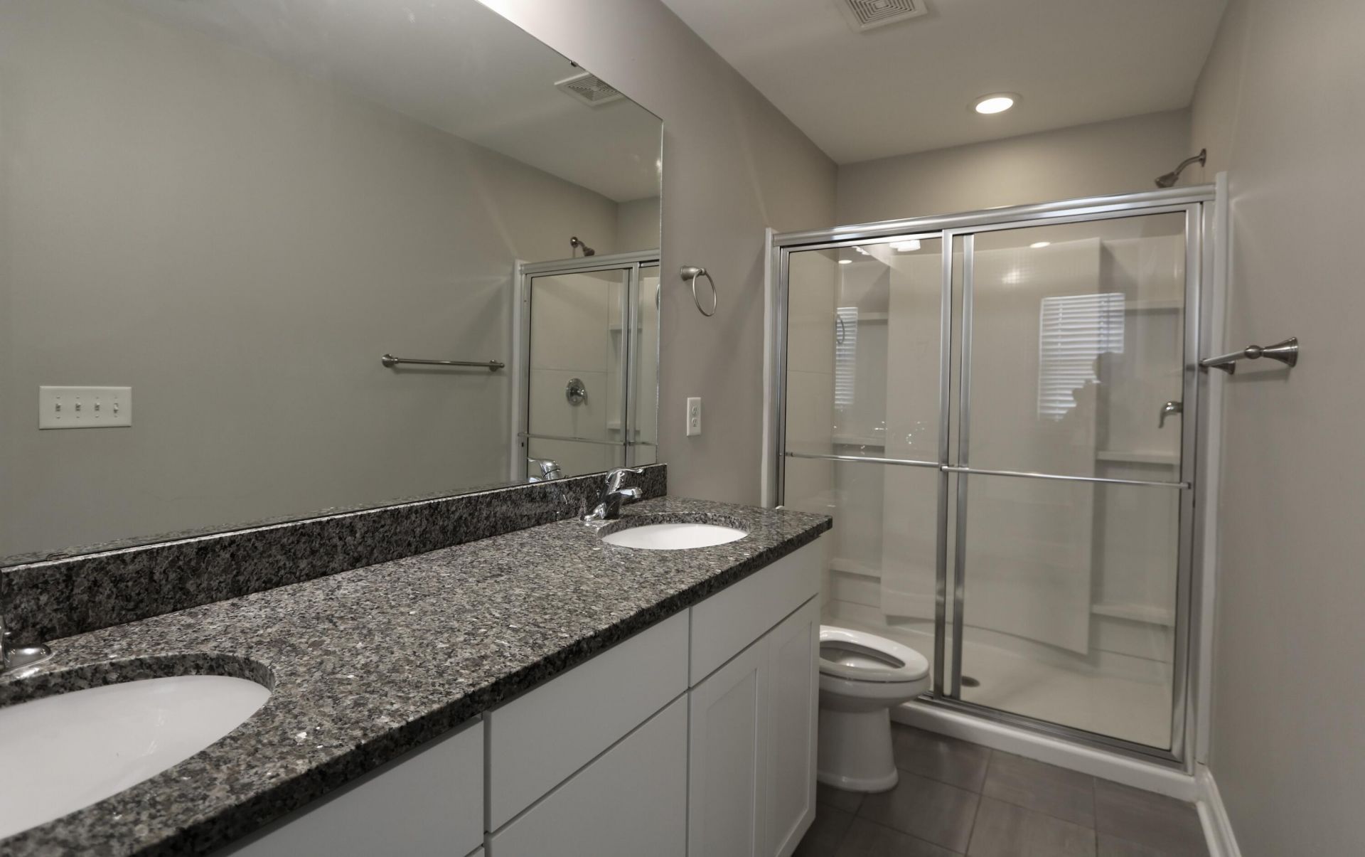 7869 Montview Road Photo 11