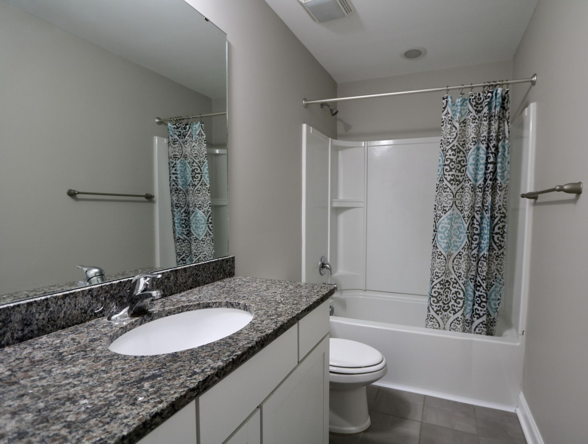 7869 Montview Road Photo 14