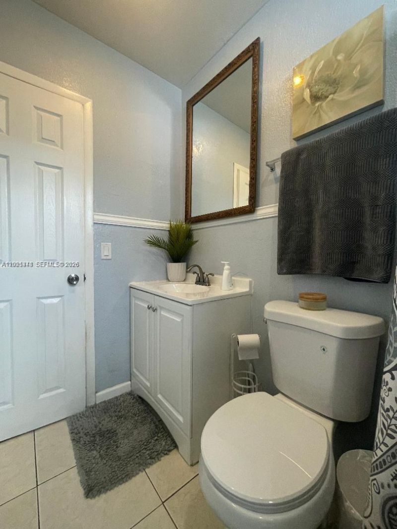 800 N 70th Ave , Hollywood, FL 33024 Photo