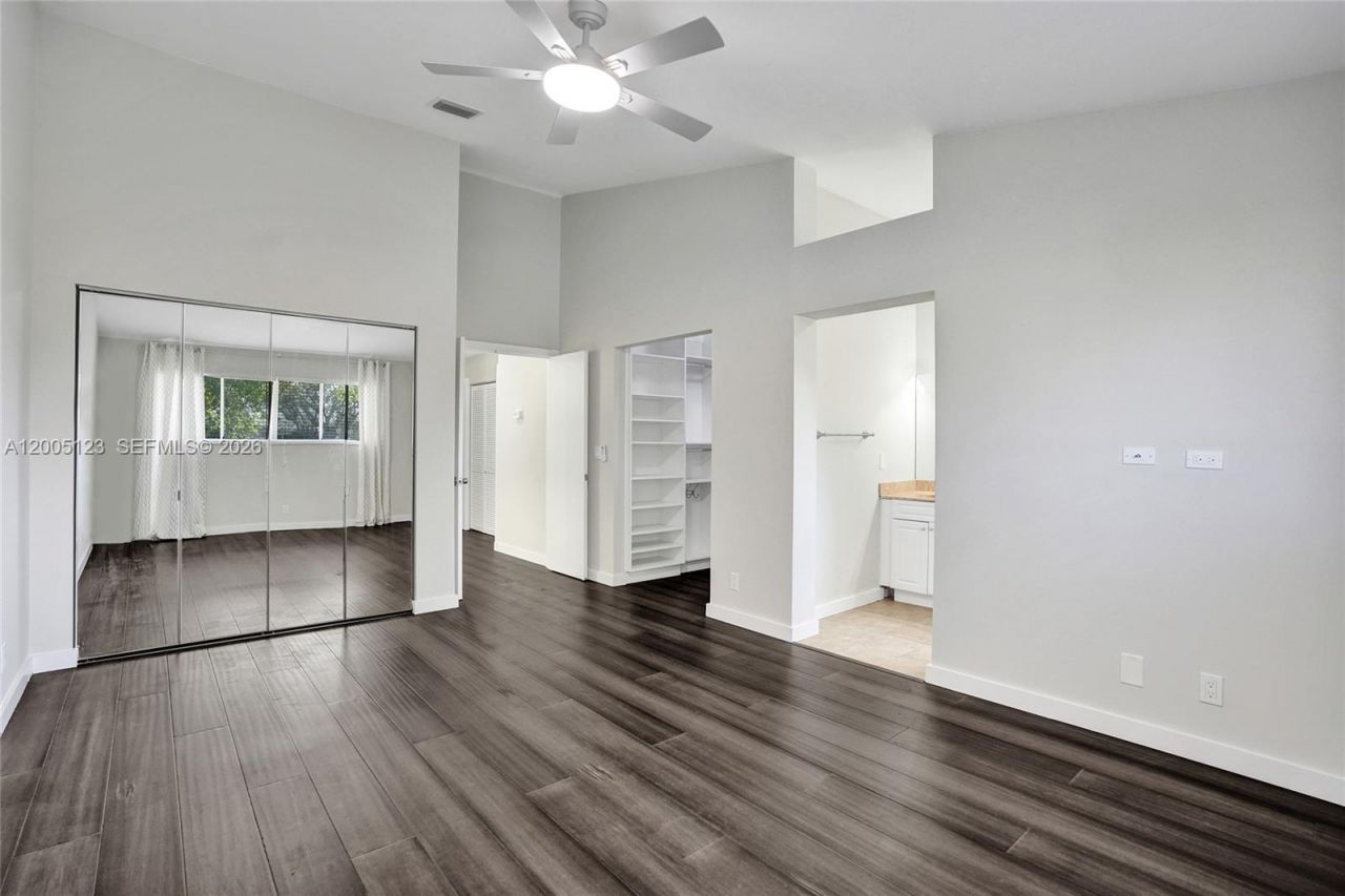 2062 E Discovery Cir E, Deerfield Beach, FL 33442 Photo