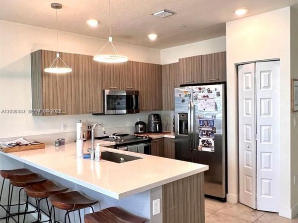 6420 NW 102nd Path, Unit 304, Doral, FL 33178