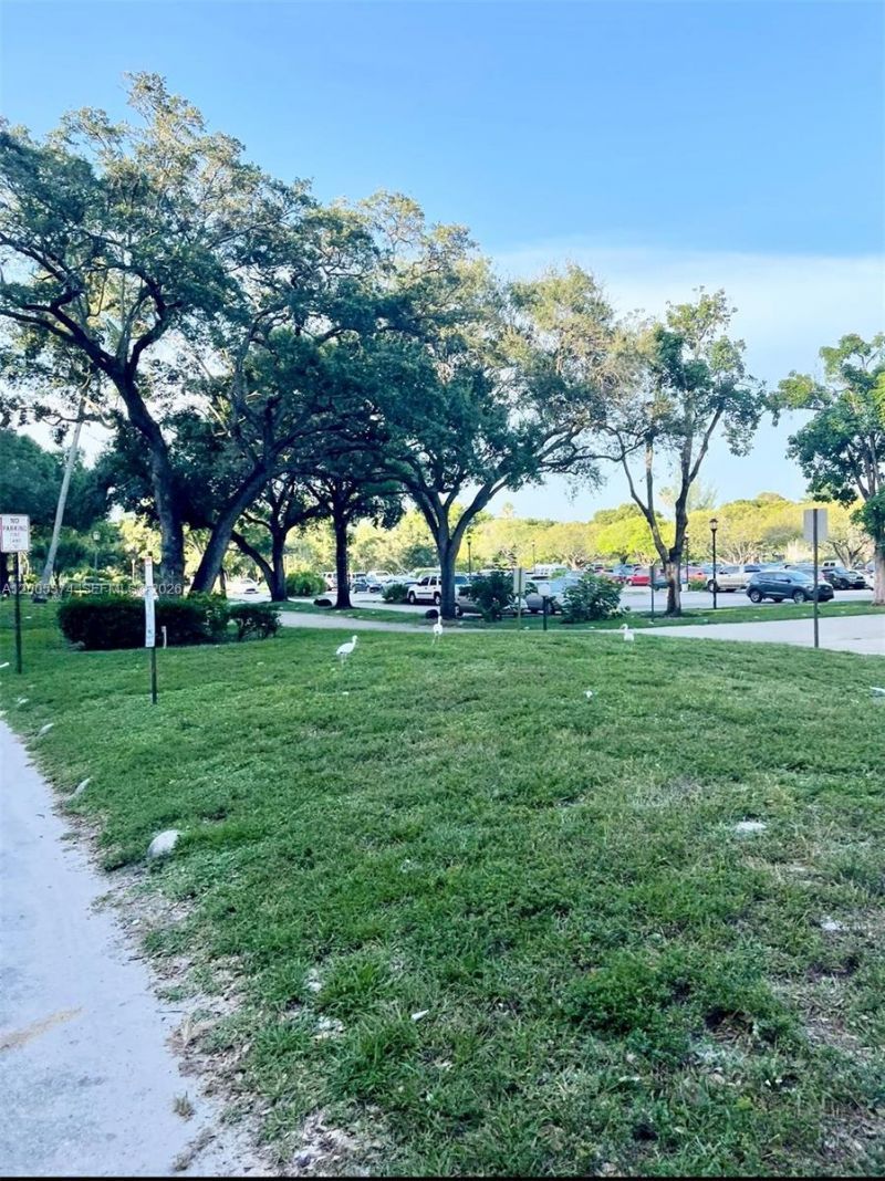 3301 Spanish Moss Ter , Unit 510, Lauderhill, FL 33319 Photo