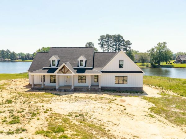 170 Lake Point Lane , Clinton, NC 28328