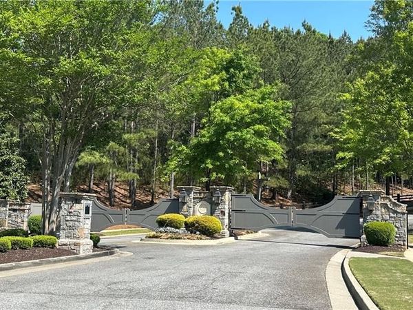 307 Timberview Trail, Alpharetta, GA 30004