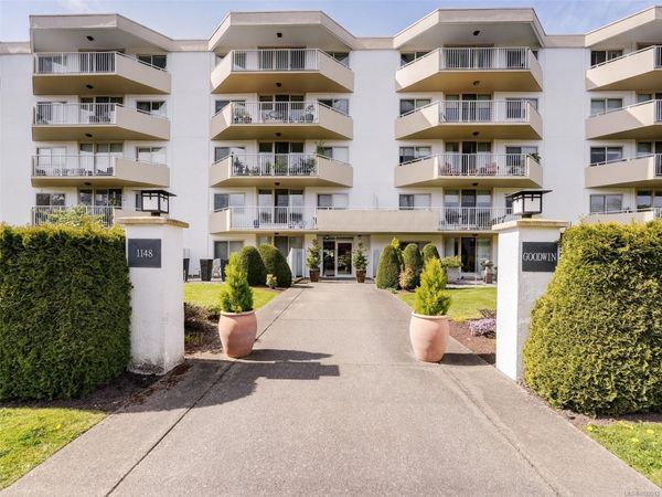 1148 Goodwin St, Unit 506, Oak Bay, BC V8S 5H2