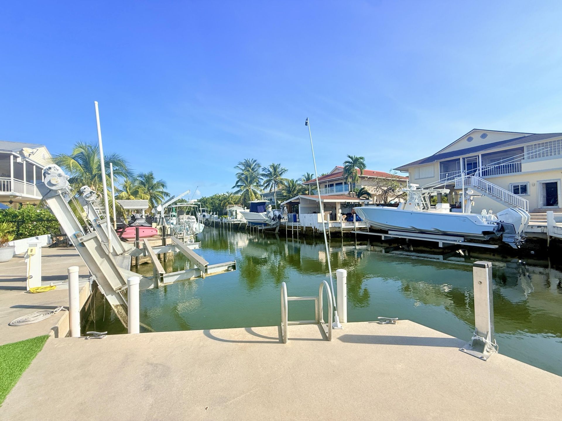 147 Ocean Shores Drive, Key Largo, FL 33037 Photo