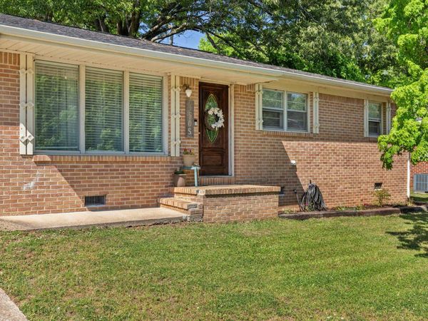 1505 Pinehurst Blvd, Sheffield, AL 35660