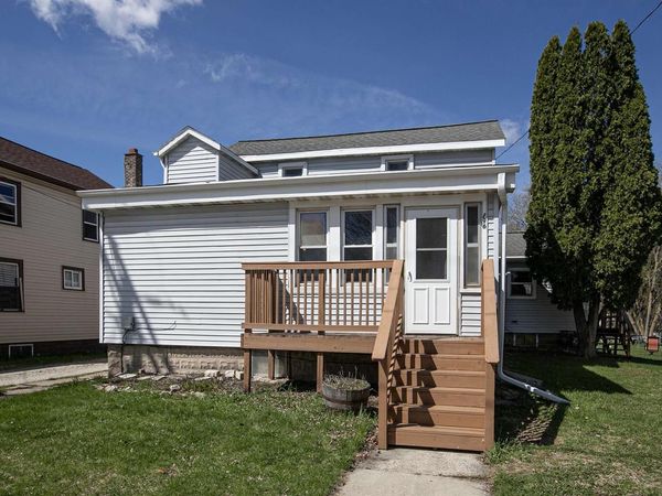 196 N BROOKE STREET, Fond Du Lac, WI 54935