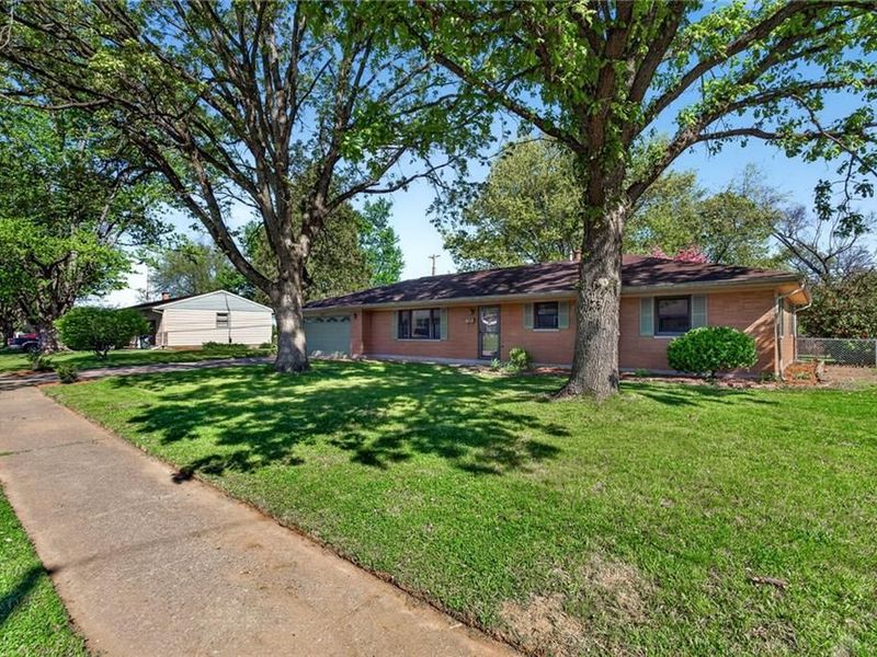 3015 Vale Drive, Kettering, OH 45420 Photo 2