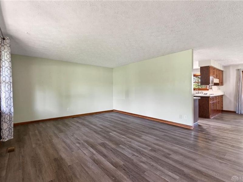 3015 Vale Drive, Kettering, OH 45420 Photo 9