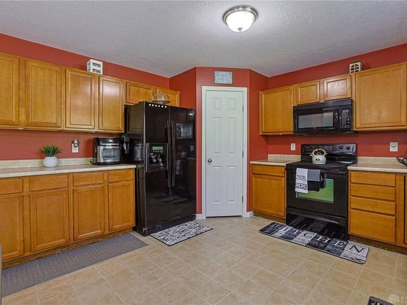 5820 Bentwood Drive, Middletown, OH 45042 Photo 17