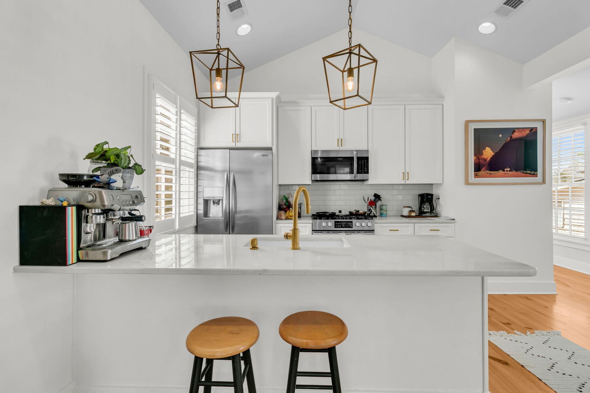 19 Ashton Street Photo 27