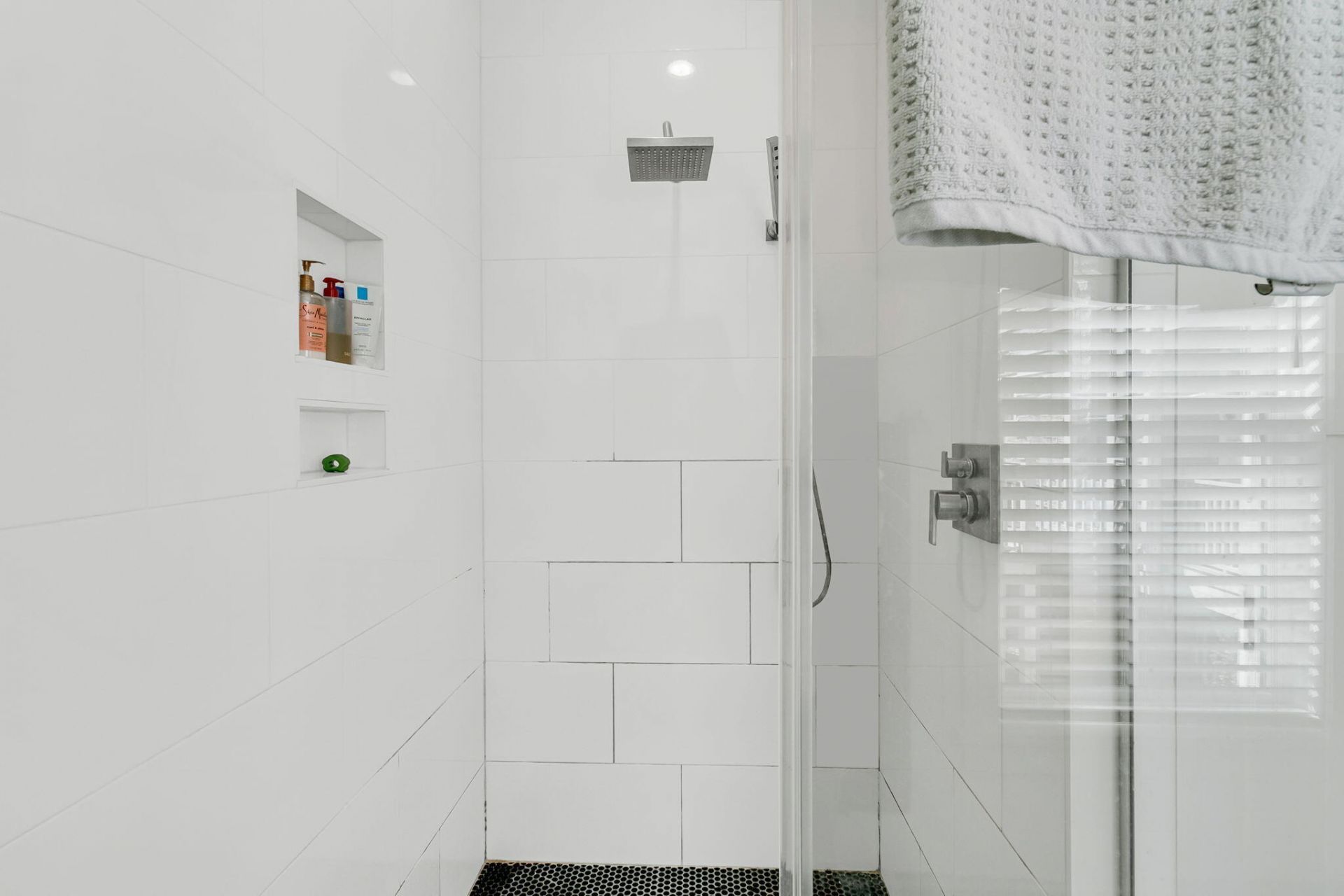 19 Ashton Street Photo 40