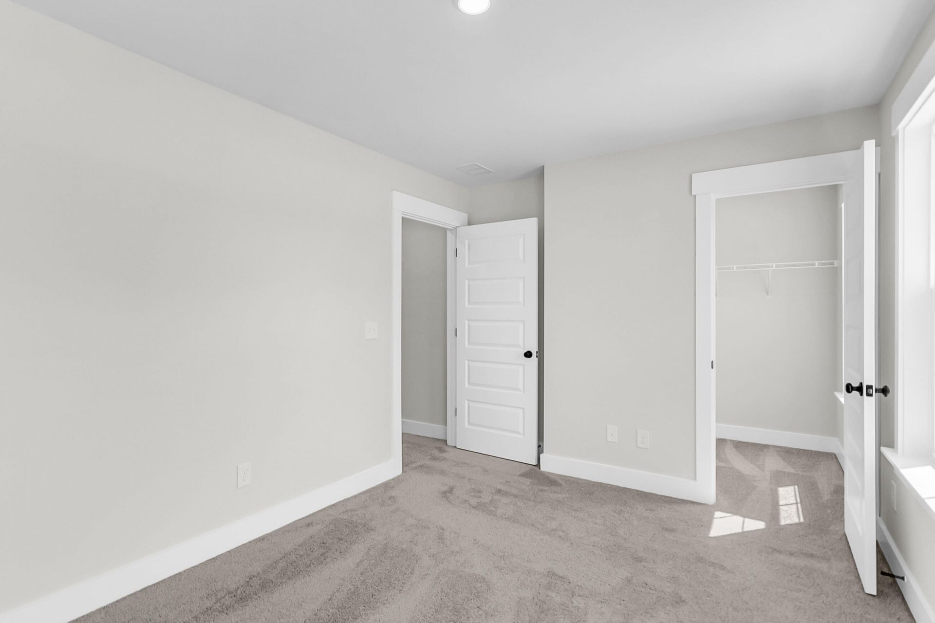 78 Crosswick Street Photo 15