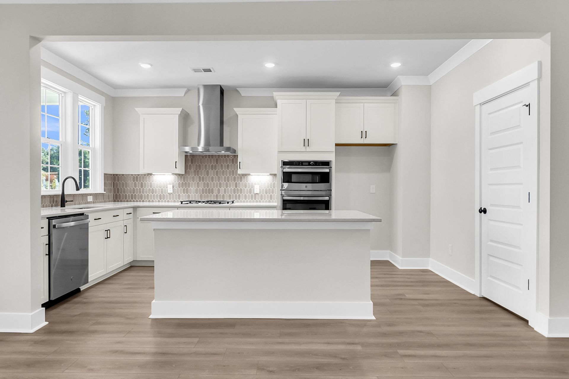 78 Crosswick Street Photo 5