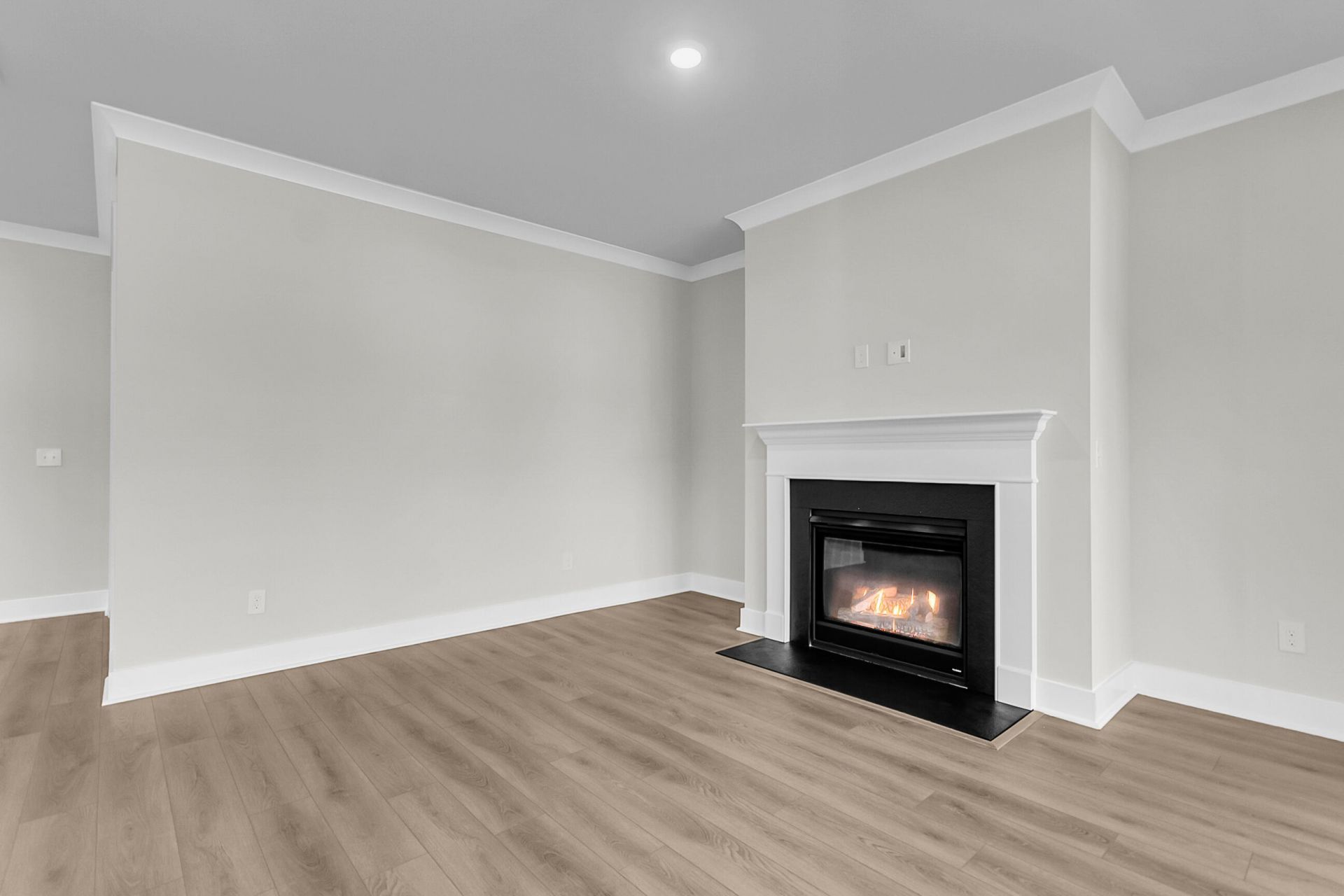78 Crosswick Street Photo 9