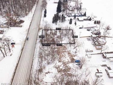 000 Dixie Hwy, Springfield Twp, MI 48348