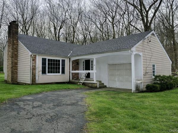 4 Briggs Lane, Armonk, NY 10504