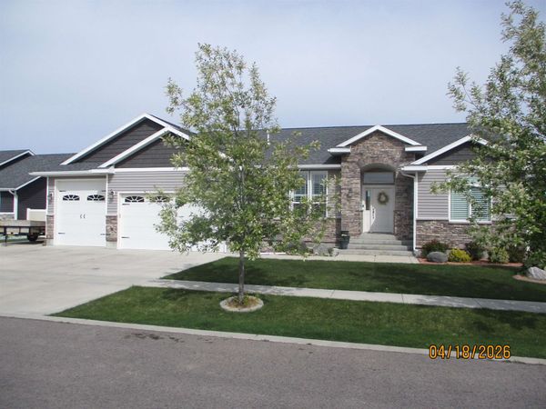 5002 Cassie Dr, Chubbuck, ID 00000