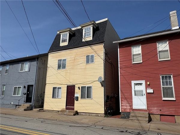 1856 Main St , Pittsburgh, PA 15215