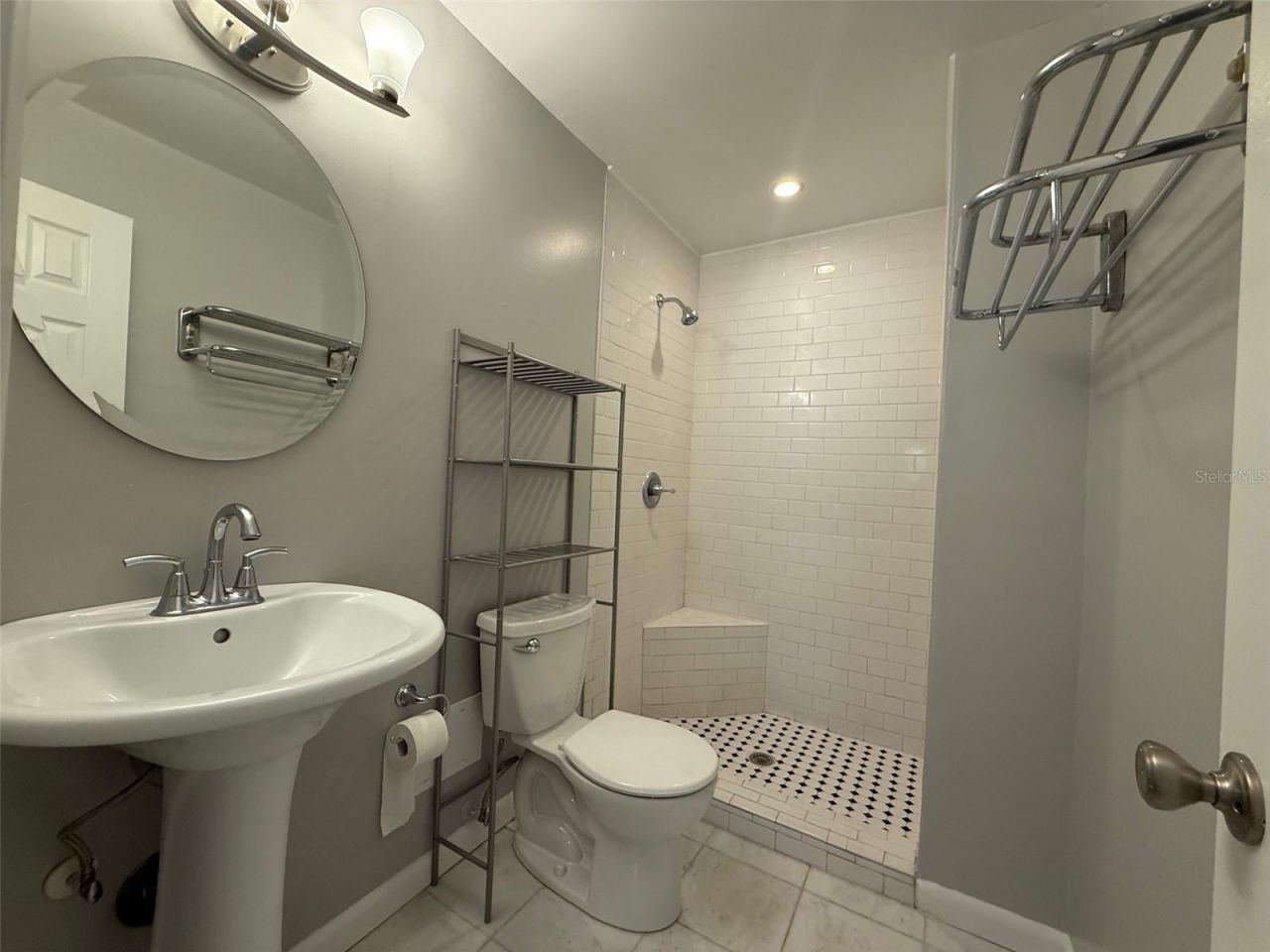 4214 NW 17th Avenue, Gainesville, FL 32605 Photo