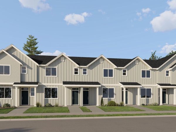 520 E Traverse Rd, Woodburn, OR 97071