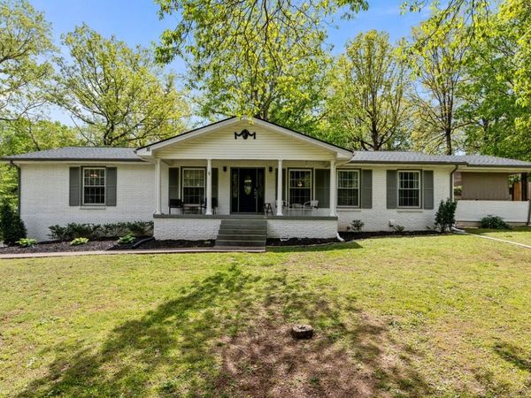 106 Canary Dr , Dickson, TN 37055