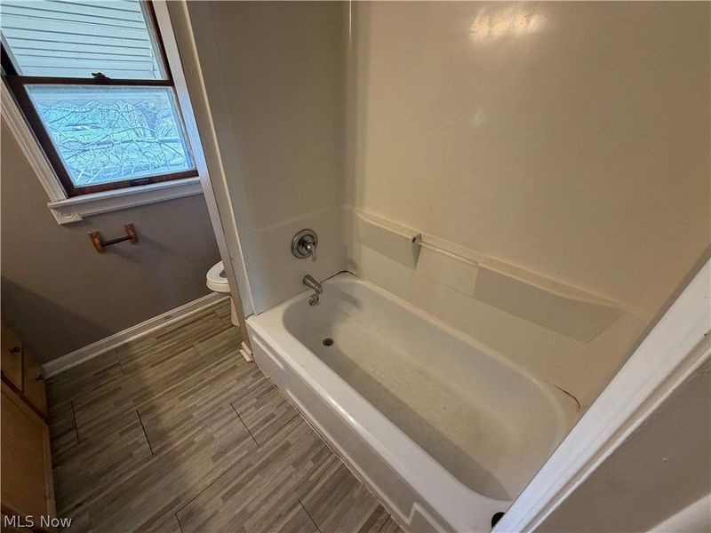 871 E 232nd Street, Euclid, OH 44123 Photo 22