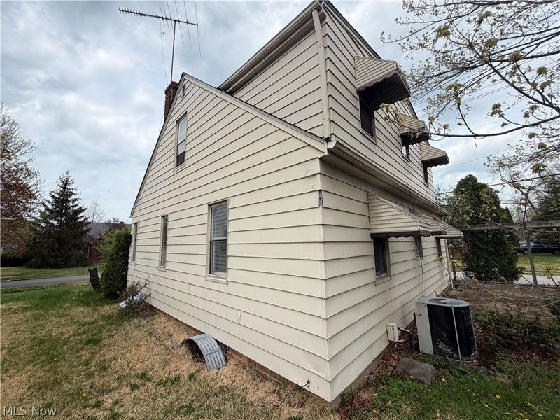 871 E 232nd Street, Euclid, OH 44123 Photo 42