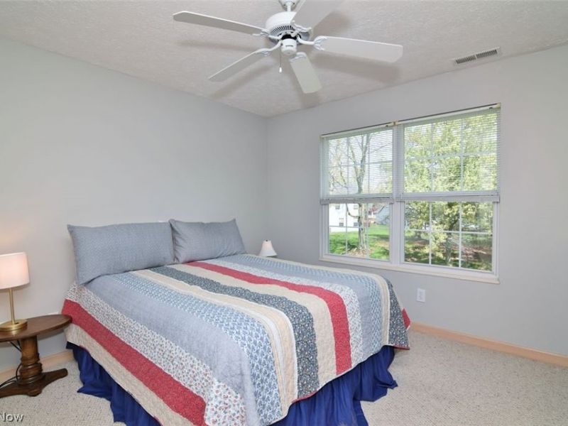 7281 Lilac Court, Unit 13B, North Olmsted, OH 44070 Photo 21