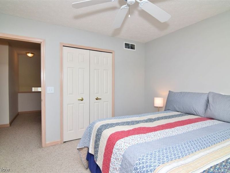 7281 Lilac Court, Unit 13B, North Olmsted, OH 44070 Photo 22