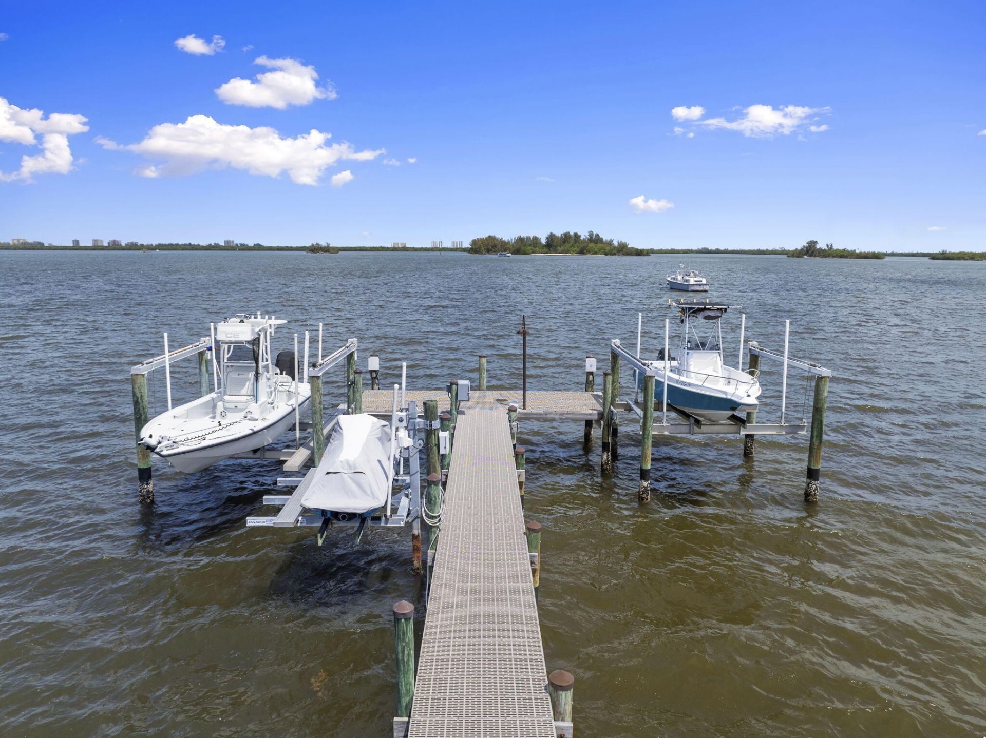 2529 N Indian River Drive, St. Lucie Village, FL 34946 Photo