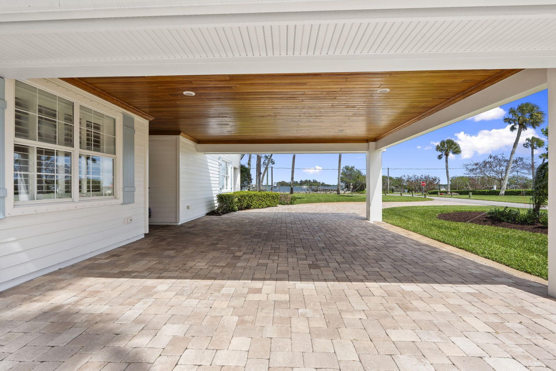 2529 N Indian River Drive, St. Lucie Village, FL 34946 Photo