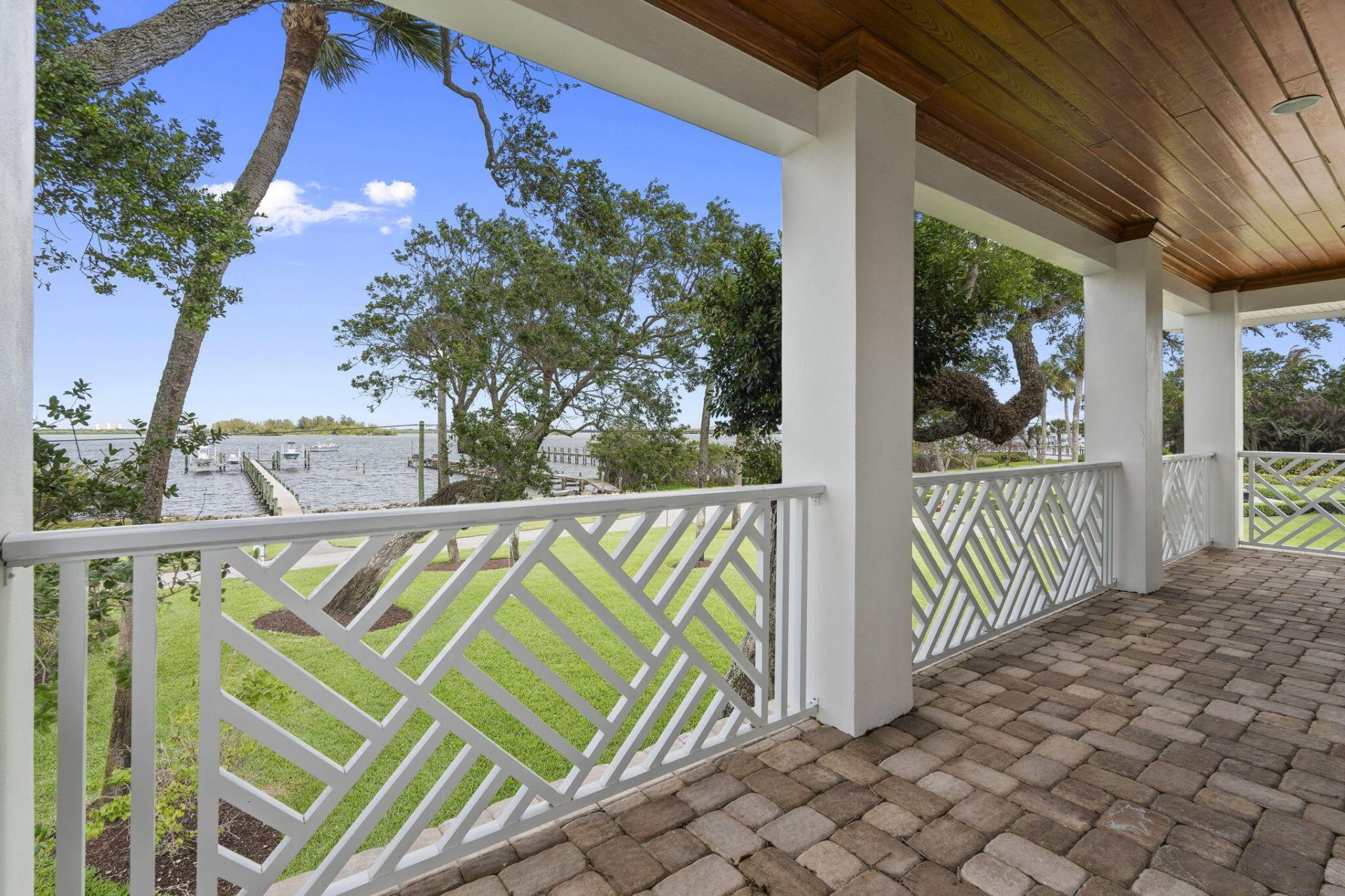 2529 N Indian River Drive, St. Lucie Village, FL 34946 Photo