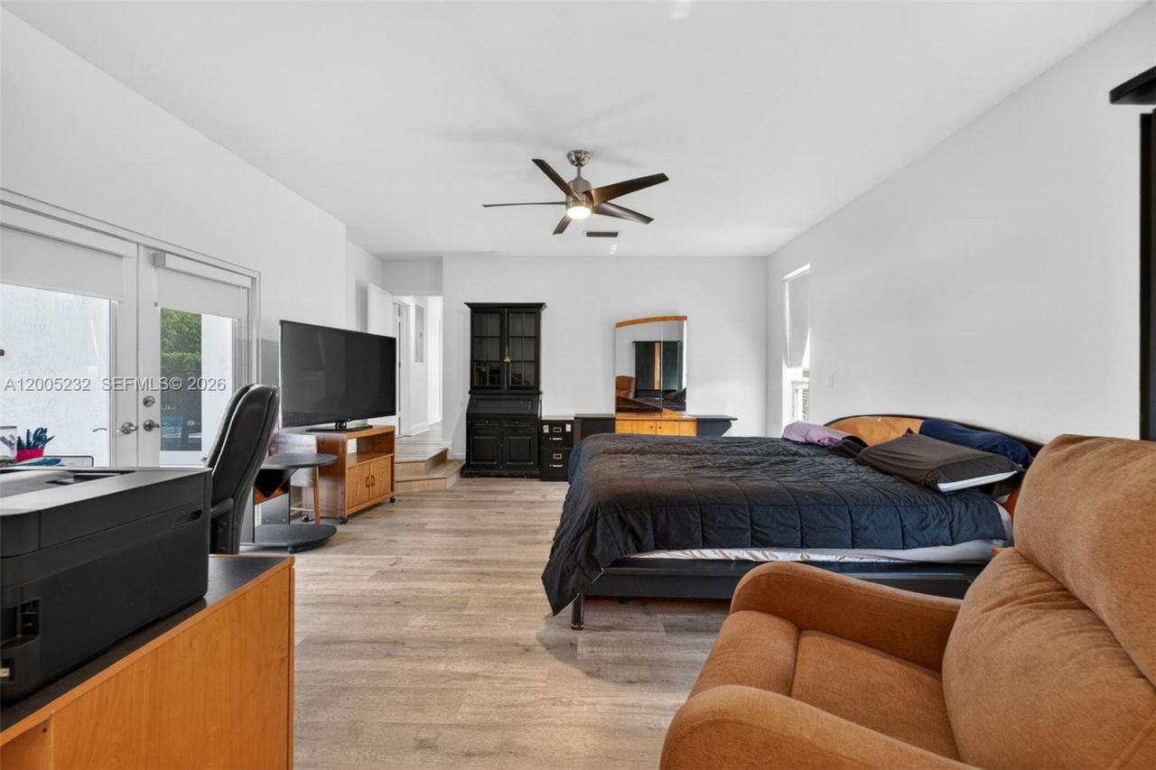 10124 SW 130th Ter , Miami, FL 33176 Photo