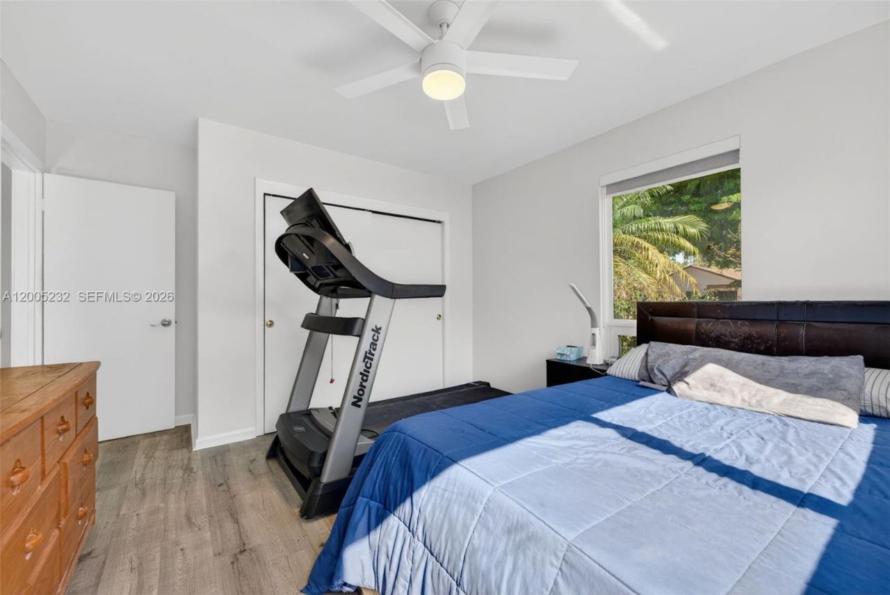 10124 SW 130th Ter , Miami, FL 33176 Photo