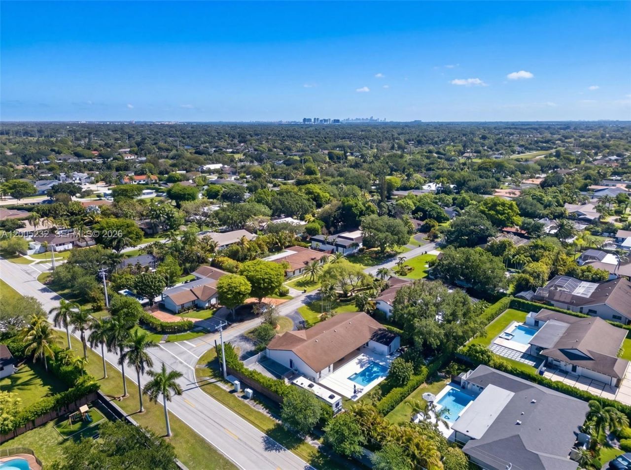 10124 SW 130th Ter , Miami, FL 33176 Photo