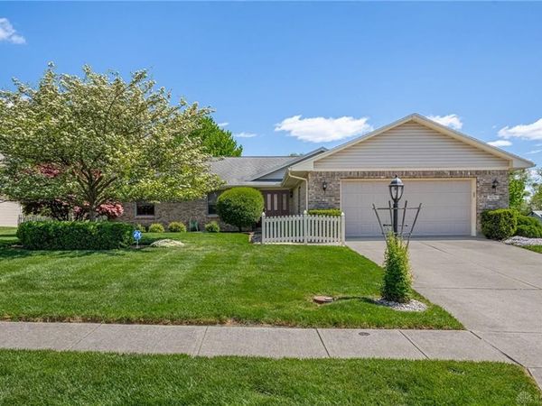 9274 Amchar Court, Centerville, OH 45458