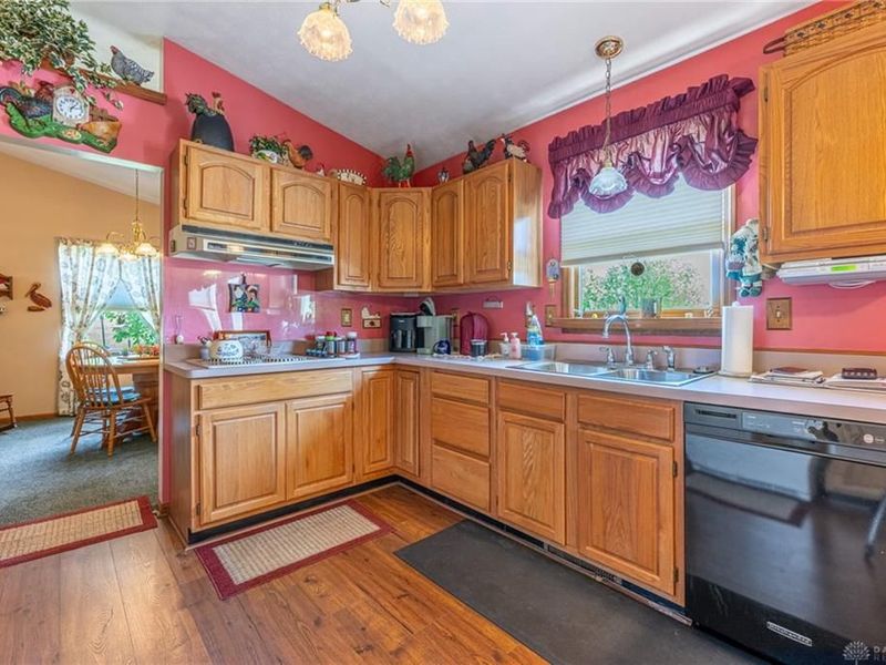 9274 Amchar Court, Centerville, OH 45458 Photo 11