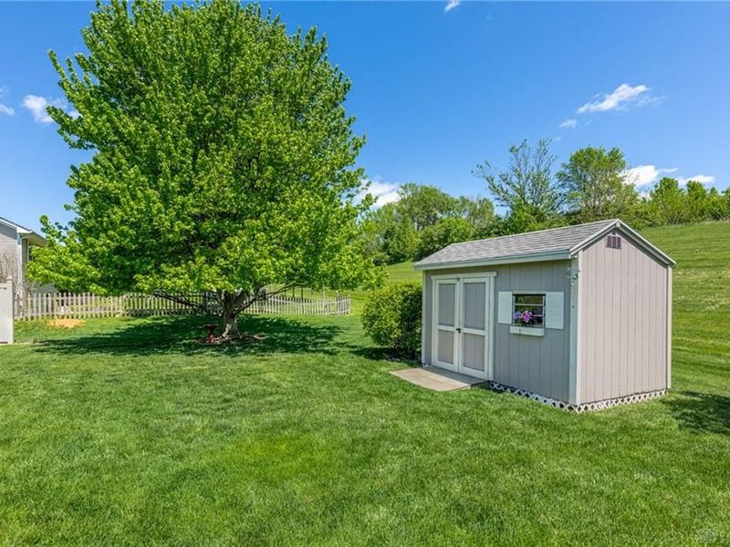 9274 Amchar Court, Centerville, OH 45458 Photo 29